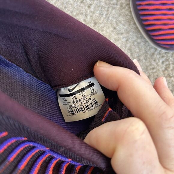 Nike Roshe Two Flyknit Deep Burgundy Running Trainers 844929 Sneakers Size 10 - Picture 6 of 10